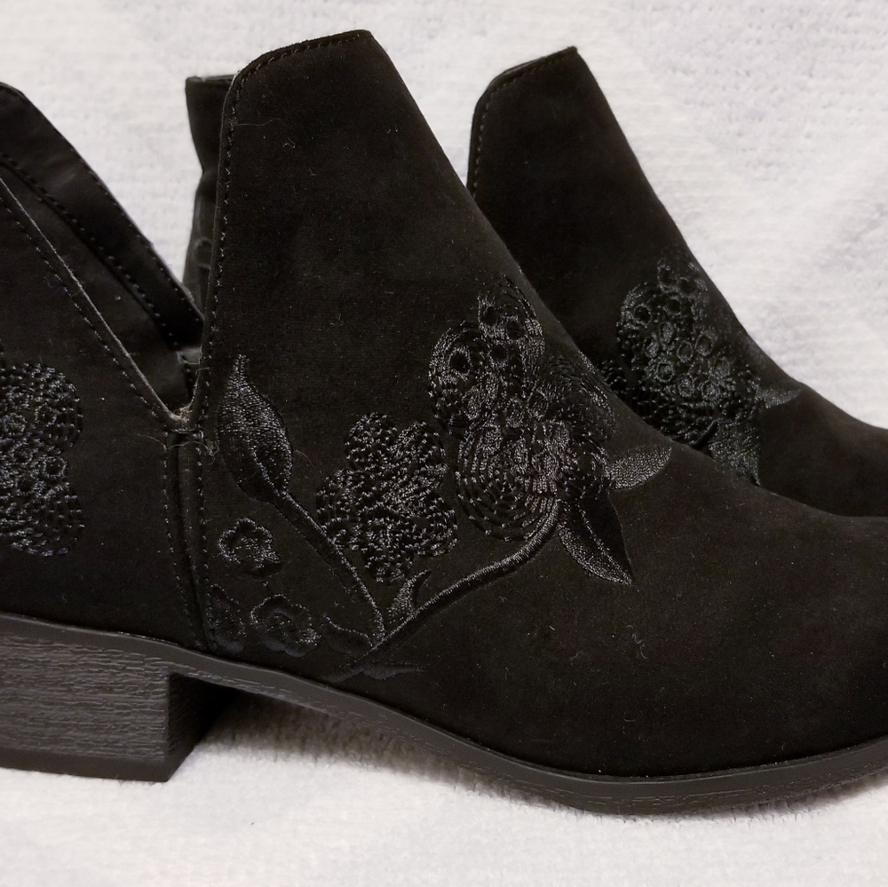 Indigo Rd ankle boot sz 7.5